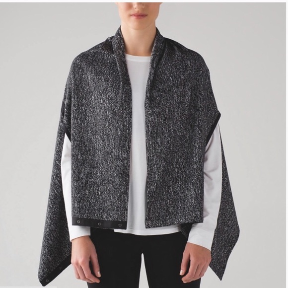 lululemon athletica Accessories - Vinyasana Lululemon wrap with armholes